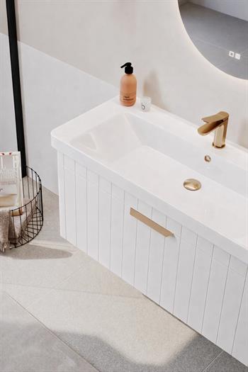 Orka Procıda Banyo Dolabı Takımı, 80 cm, Mat Beyaz (Ledli Ayna-Altın Kulp), 5007233