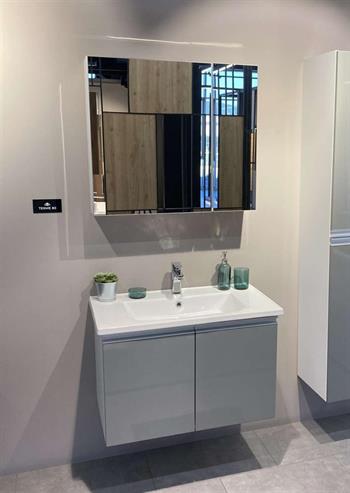 Orka Terme 80 cm Parlak Gri Kapaklı Banyo Dolabı Takımı (Dolaplı Ayna)