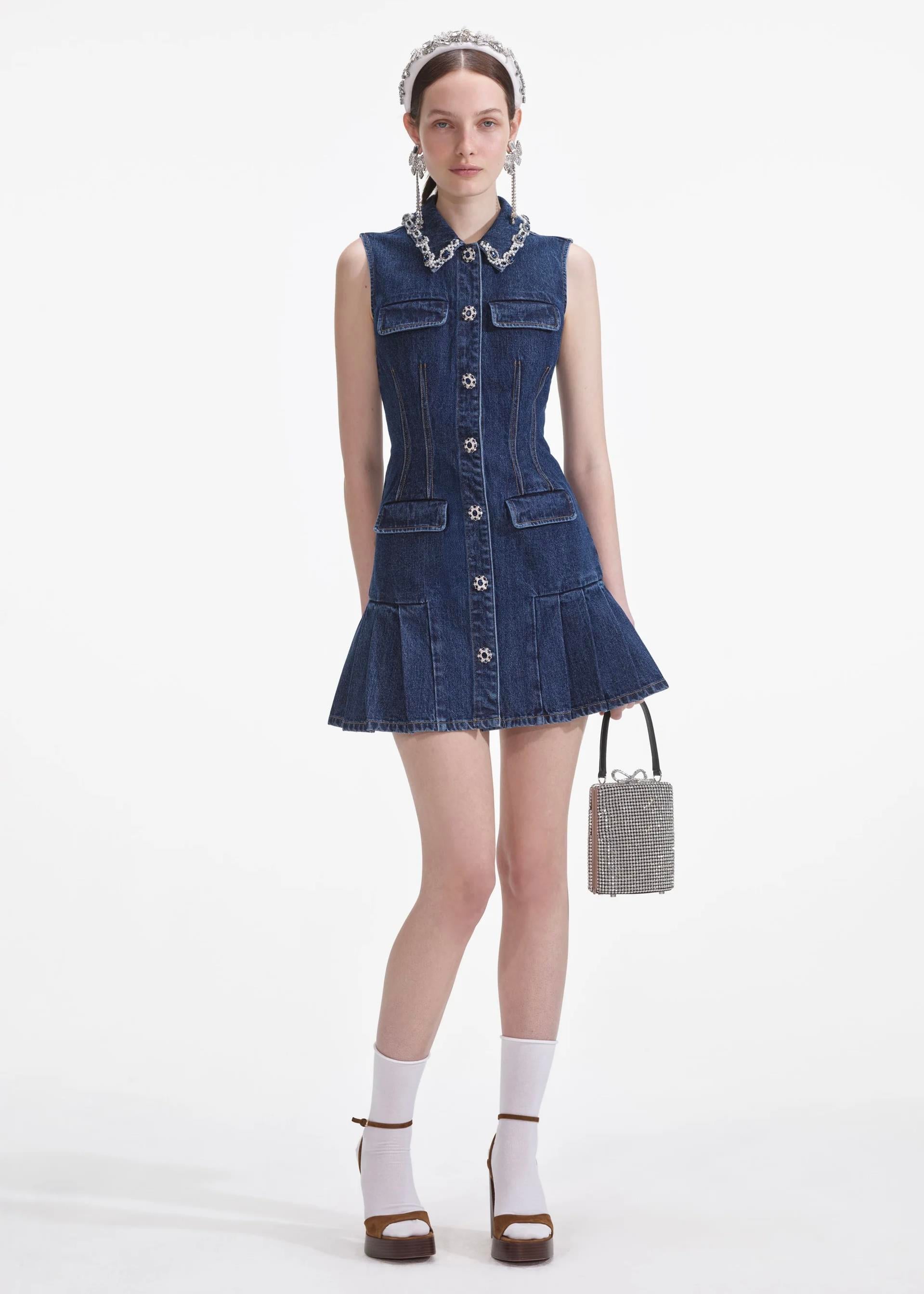Kristal Taş Detaylı Mini Denim Elbise