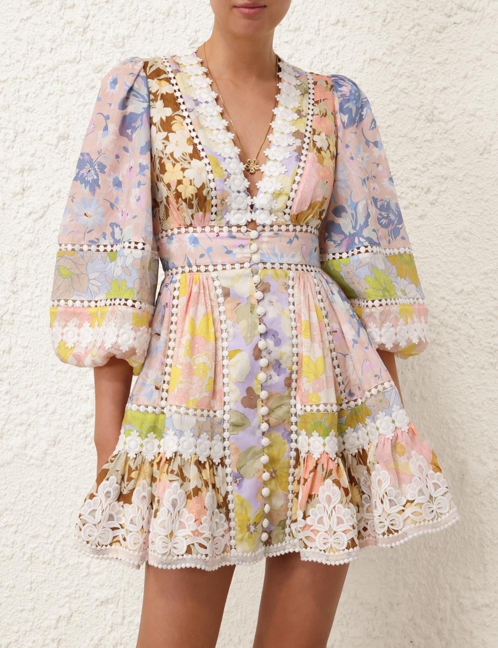 Çiçek Desenli V Yaka Mini Elbise