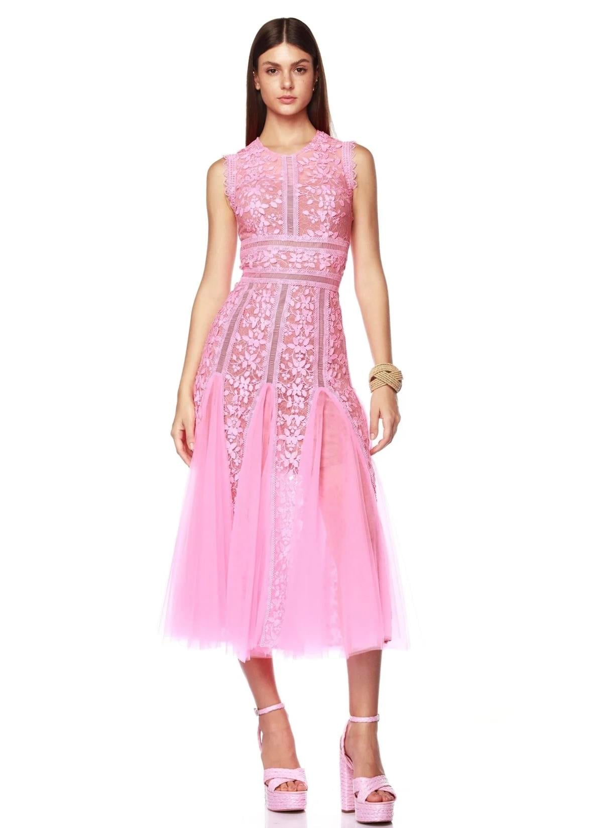 Dantel Detaylı Kolsuz Pembe Midi Elbise