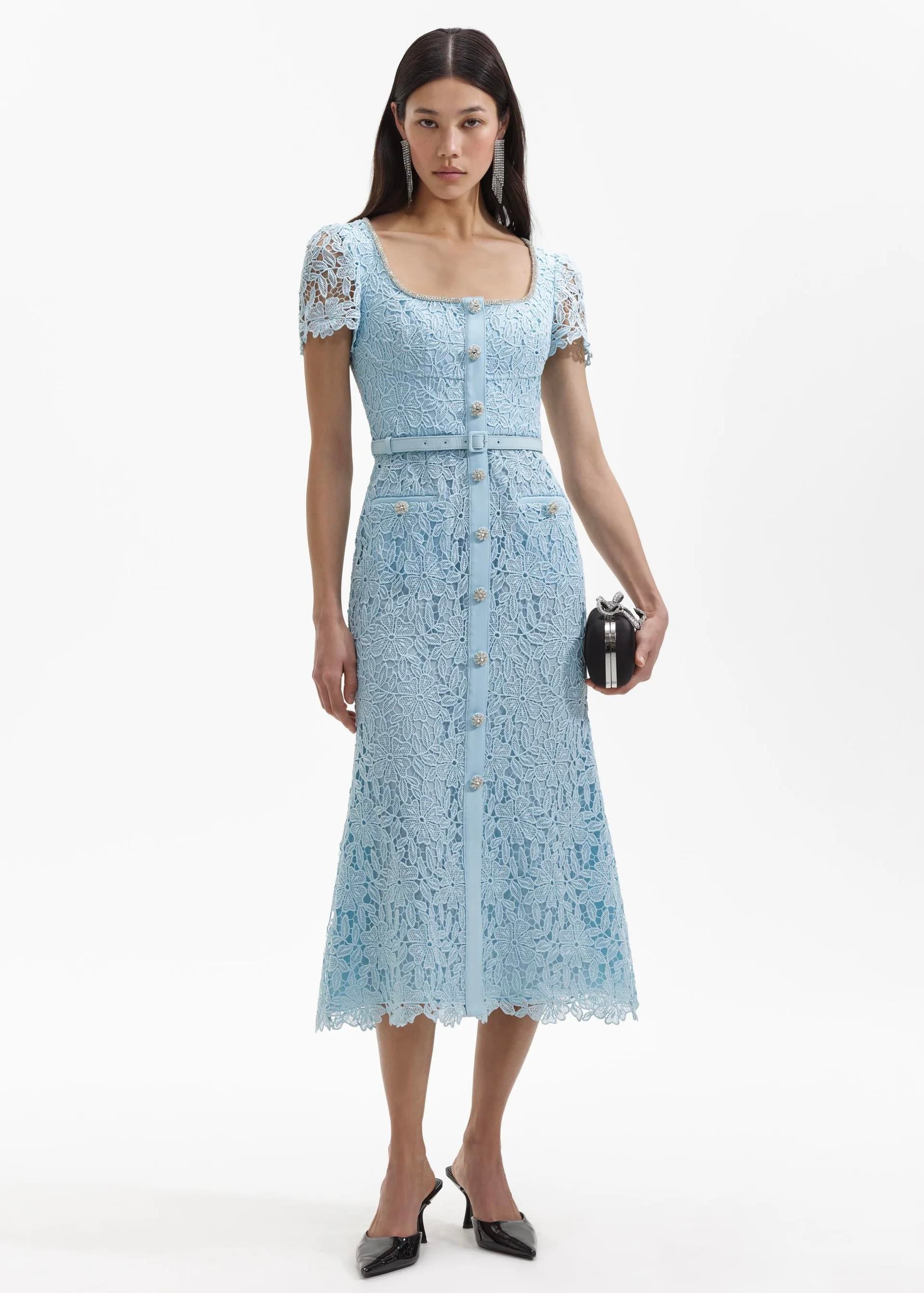 Kristal Düğmeli Mavi Dantel Elbise