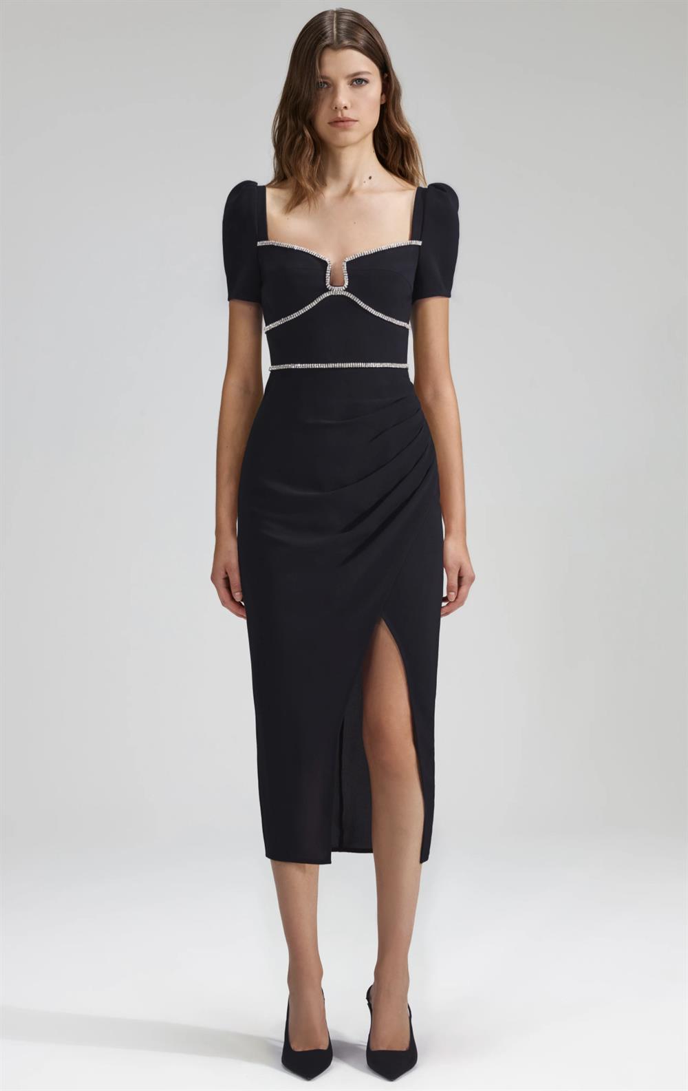 Kristal Taş Detaylı Siyah Midi Elbise
