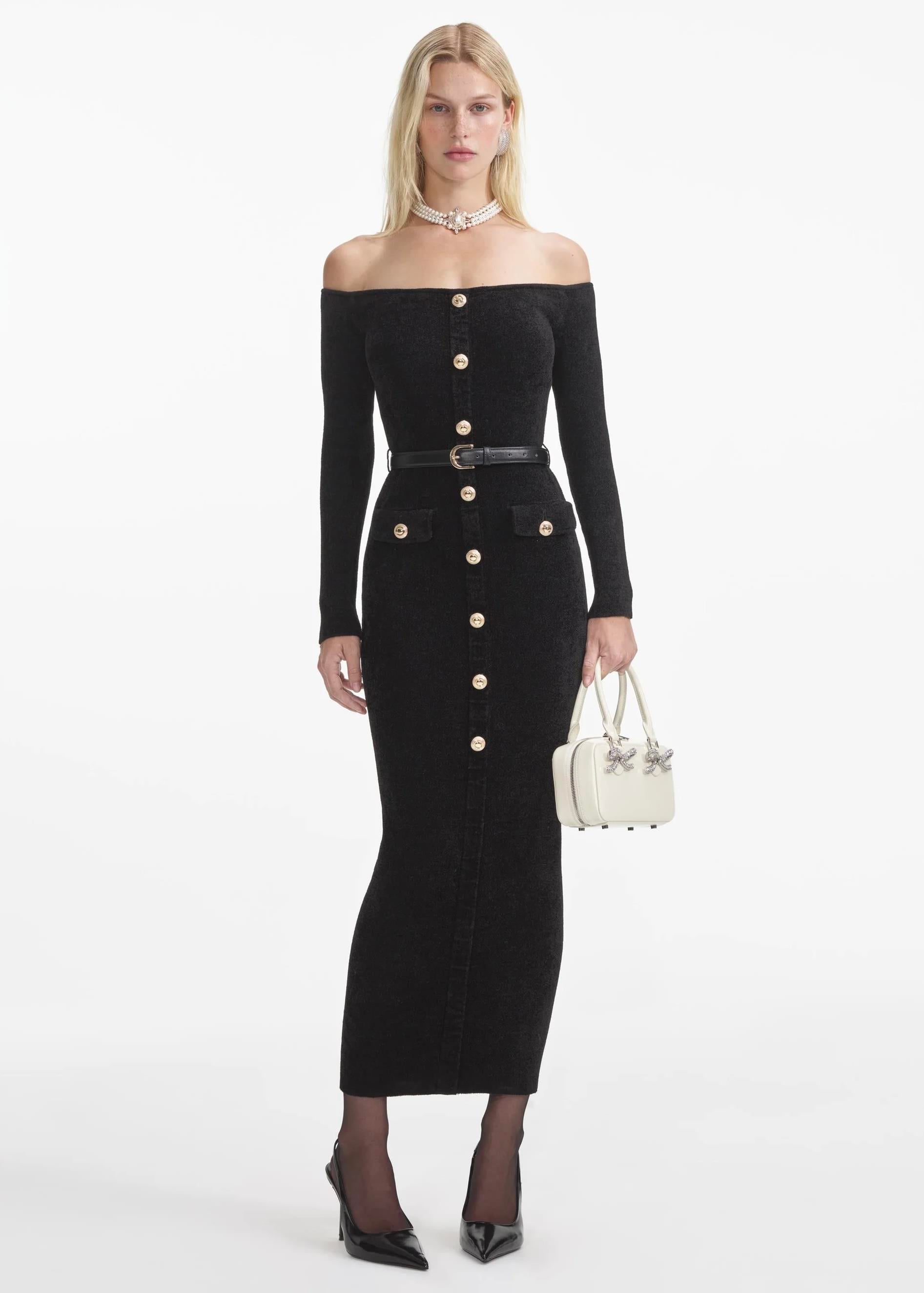 Madonna Yaka Kadife Siyah Midi Elbise