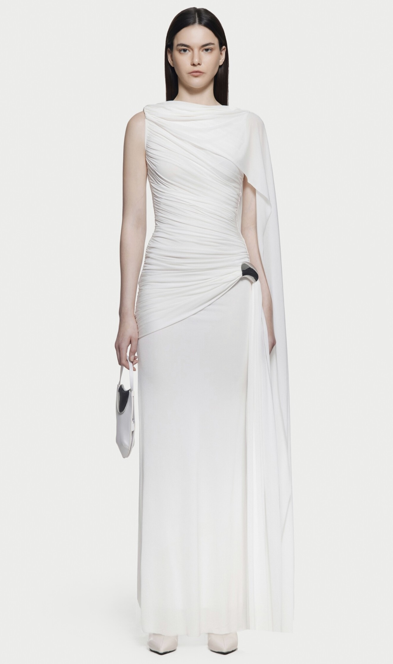 Pelerin Detaylı Drapeli Beyaz Maksi Elbise