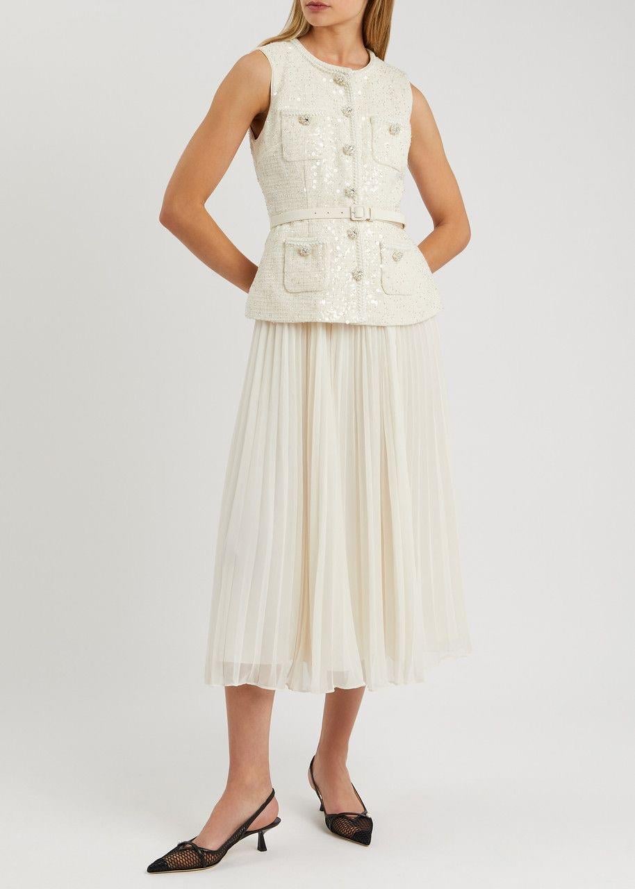 Tüvit Yelek ve Pileli Etek Takım