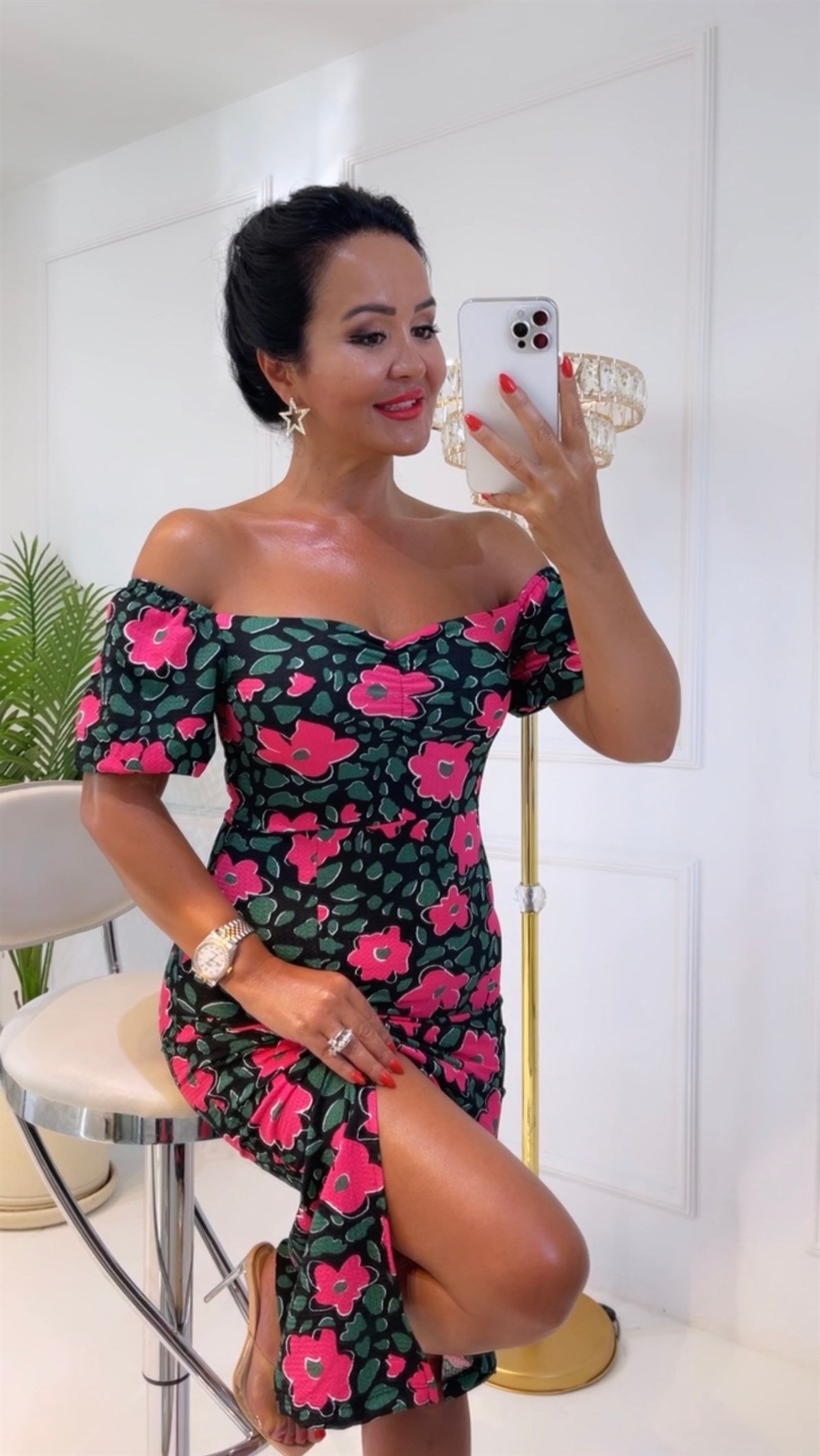 3647 pembe ciceklı elbıse yırtmaclı elbıseBejshsjsjs