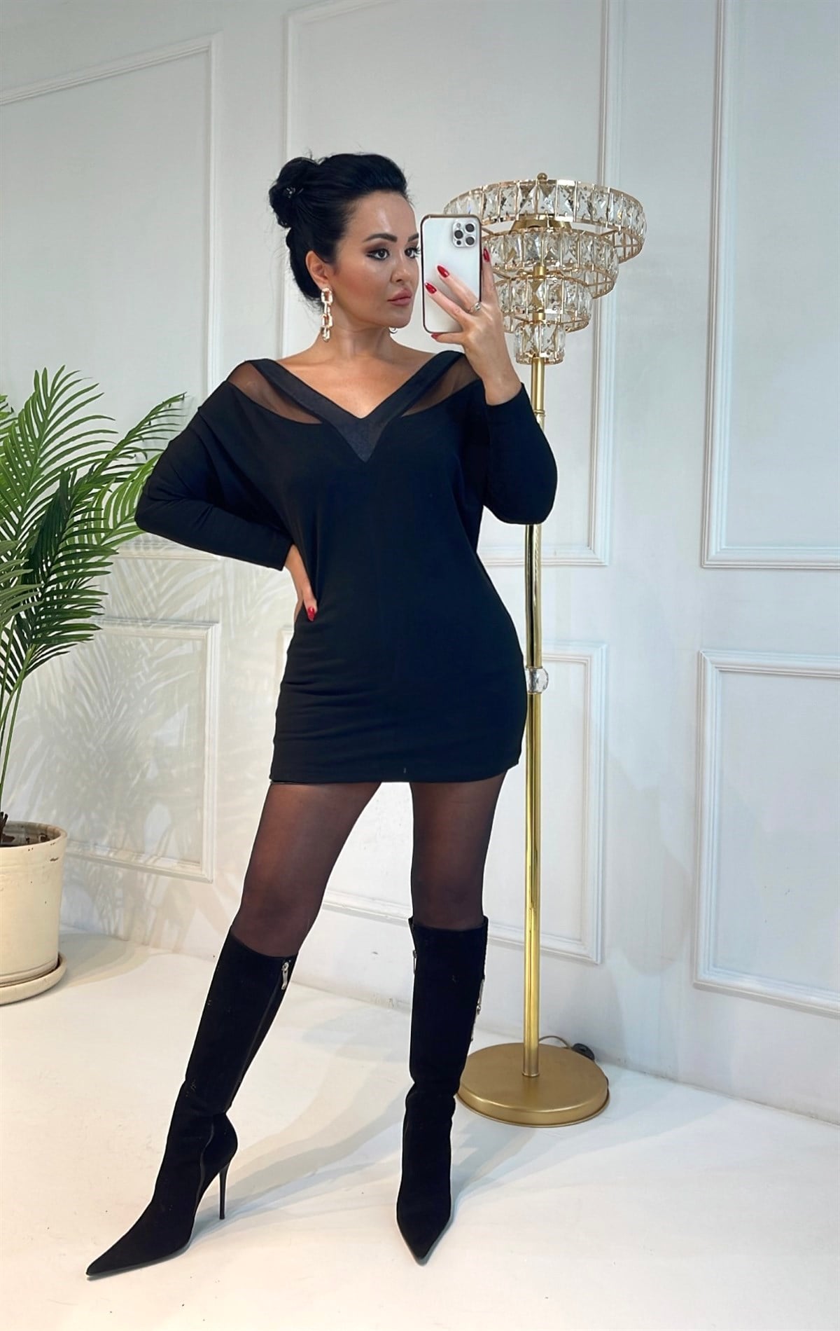 3773 Siyah   V Yaka Tül Detaylı Bluz