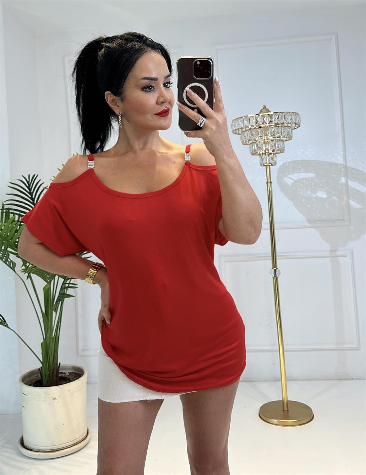 4138  Tokalı Kırmızı  Bluz