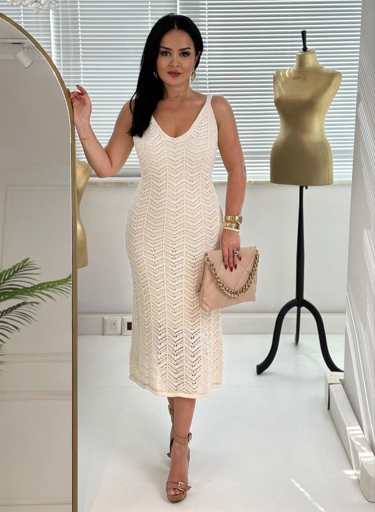 4203 Dantelli beyaz  elbise Sösödöm