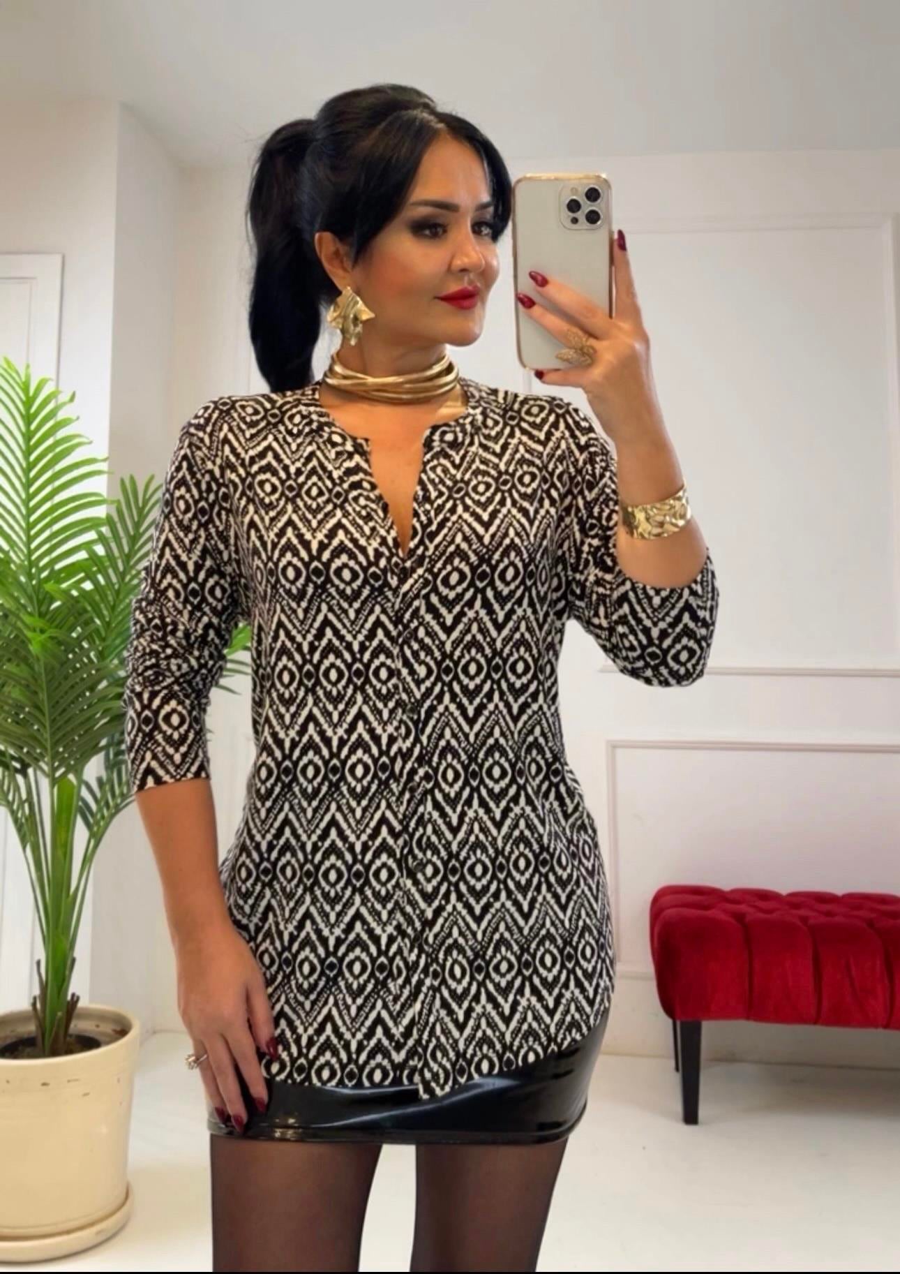 4267  Pamuklu viskon kumaş siyah beyaz desenli gömlekTFUF