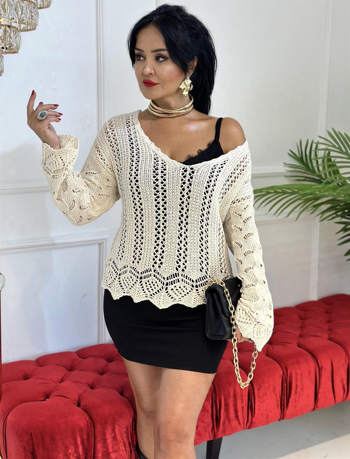 4278 Jakarlı krem bluzdef45ty54y5