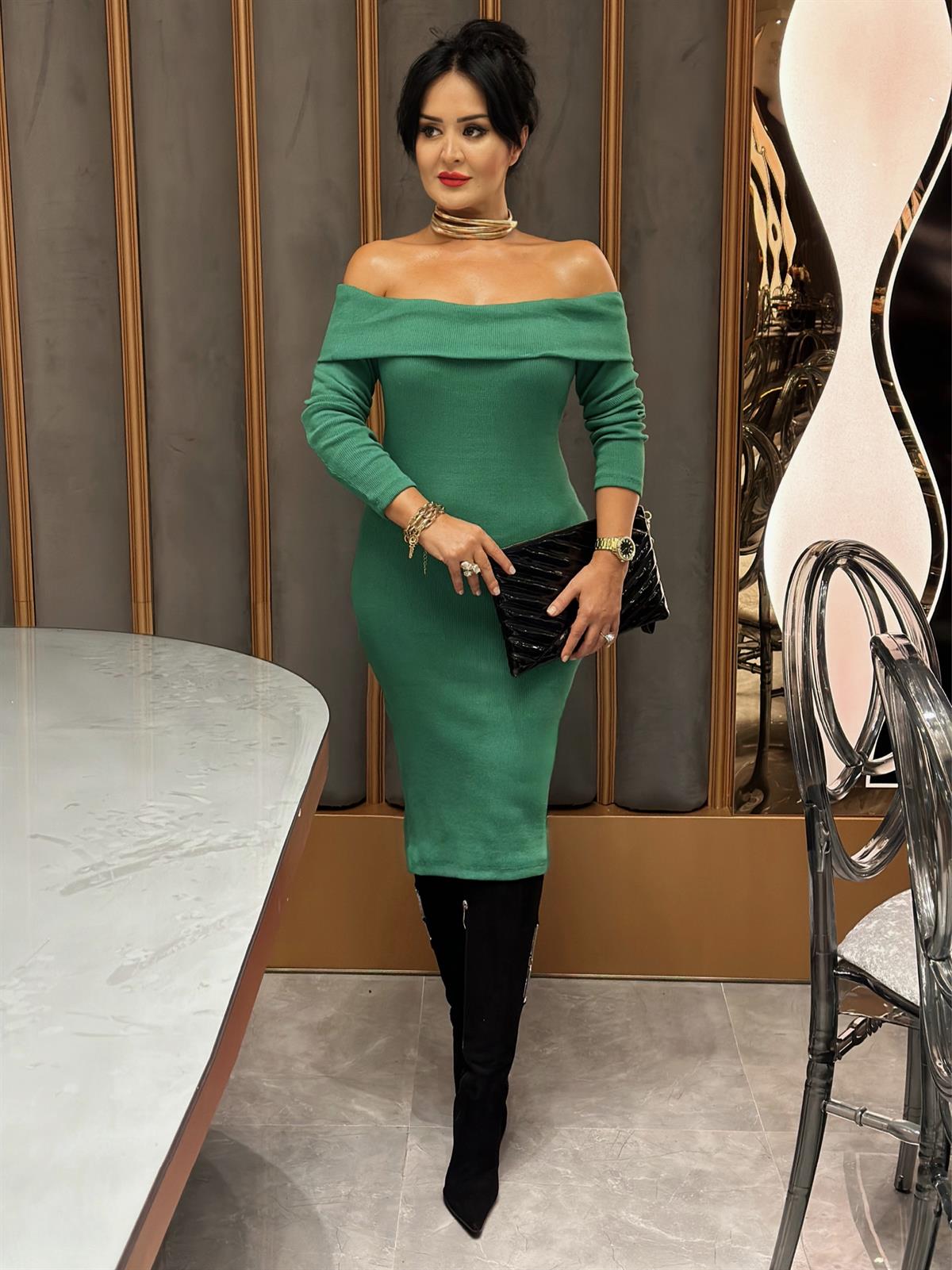 4290 Kaşkorse toparlayıcı modonna yaka yeşil elbiseSösödöm