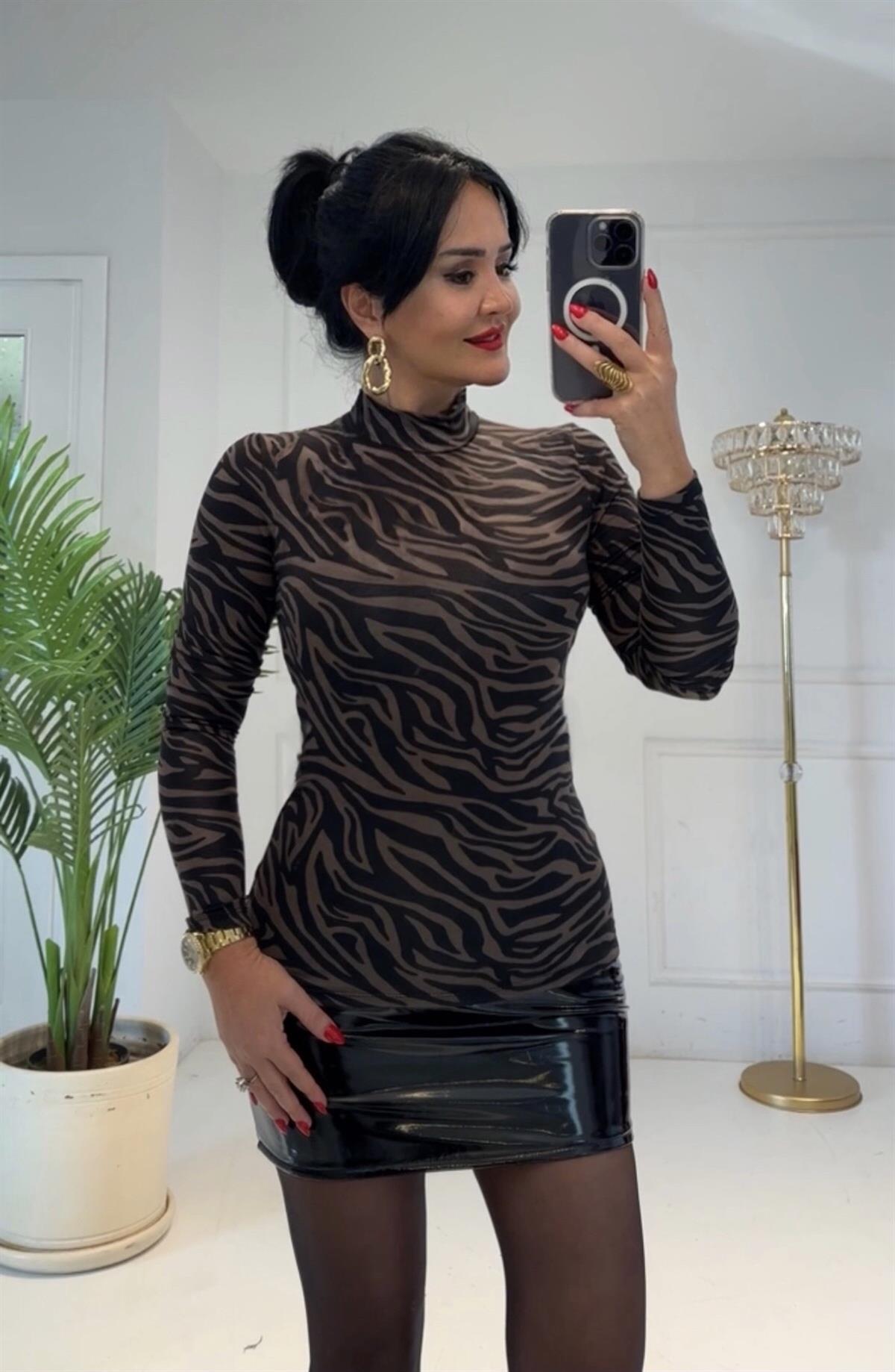 4309 Kahve zebra   balıkçı yaka bluzhyshsywsyw