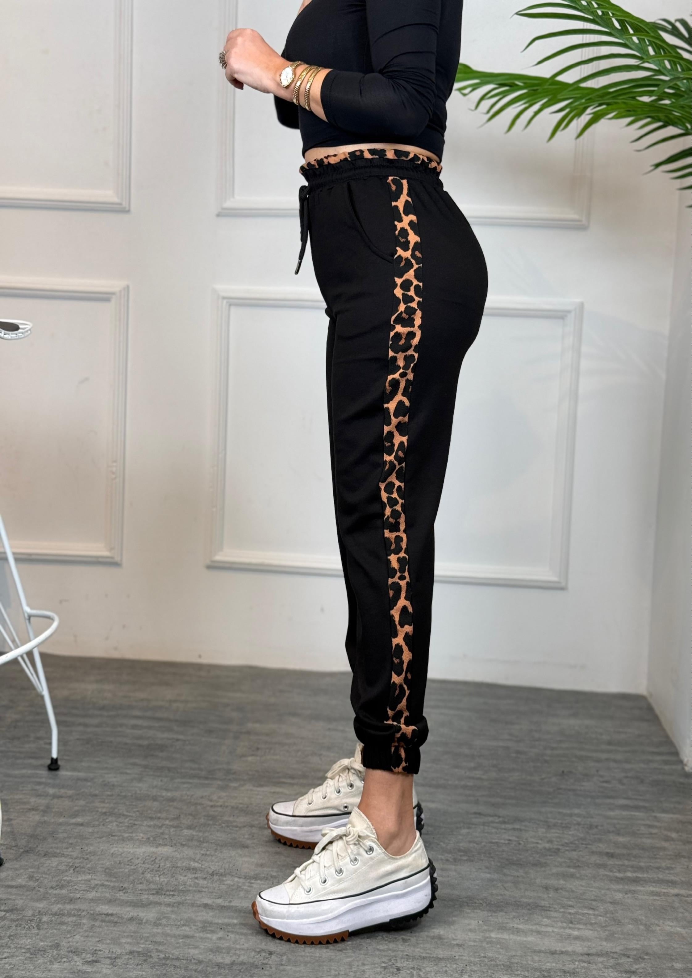 4684 Alvin Yanı     Leopar Detay Dar Paça Eşofman