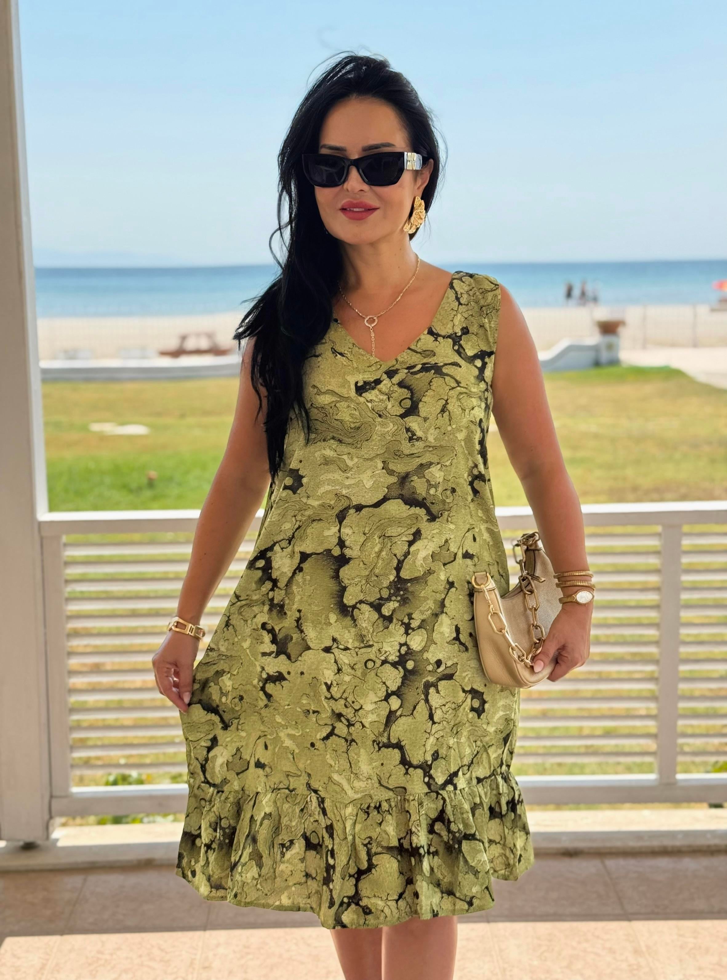 4821  Minso    sıfır kol bisiklet yaka eteği volanlı elbise