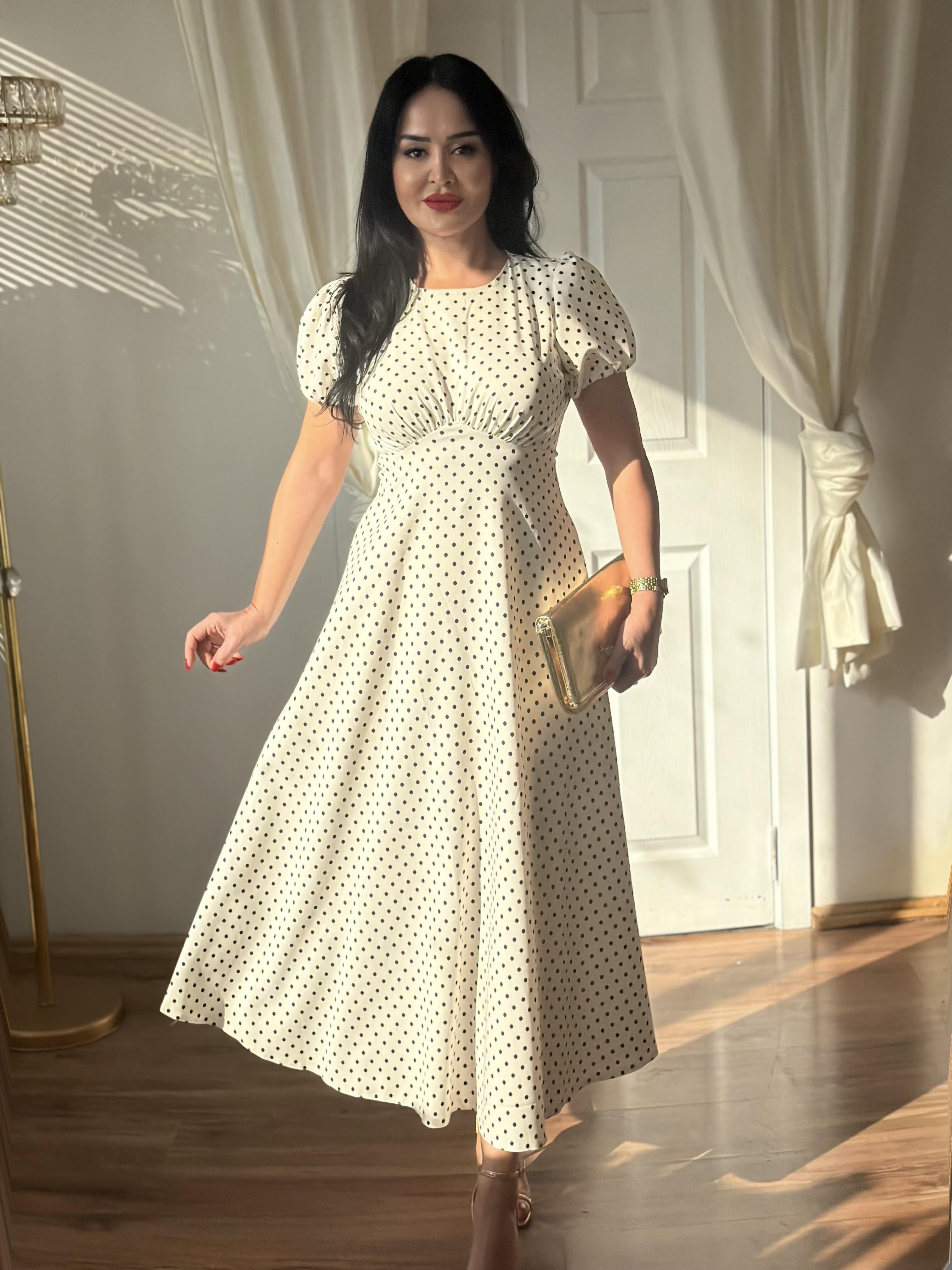 5002 Sakura beyaz puantiyeli elbise 5002