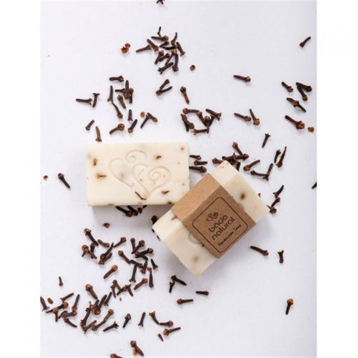 Bade Natural Karanfilli Doğal Vücut Sabunu 100gr - Bade Natural