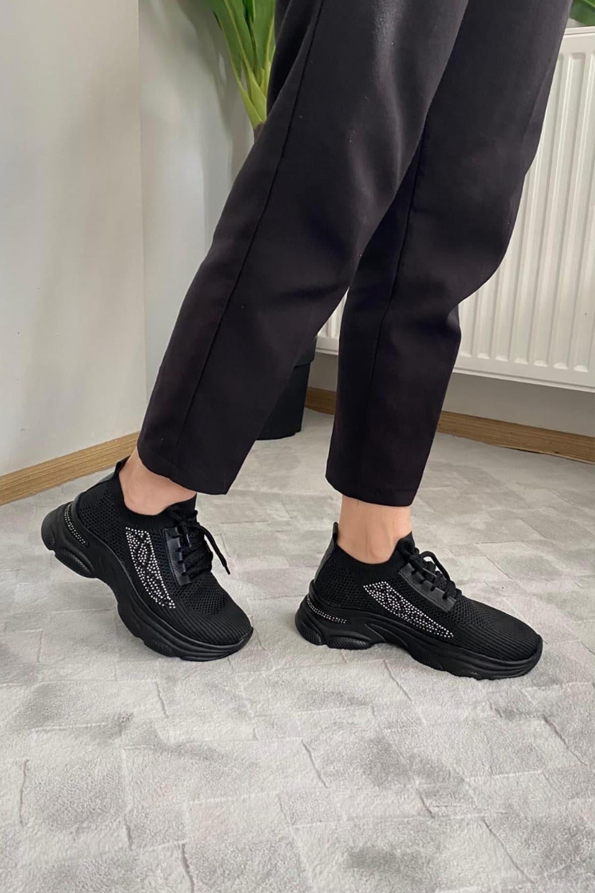 Kadın Fabri Siyah Triko Taşlı Spor Ayakkabı & Sneaker