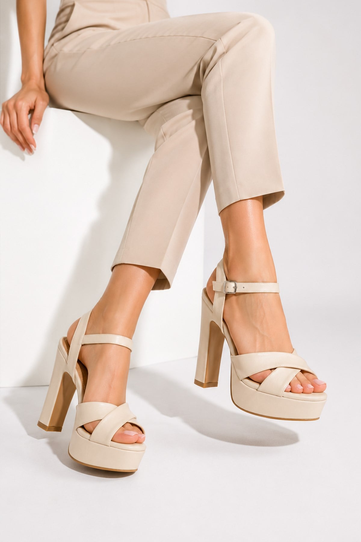 Kadın Katina Bej Rugan 13 cm Platform Topuklu Ayakkabı