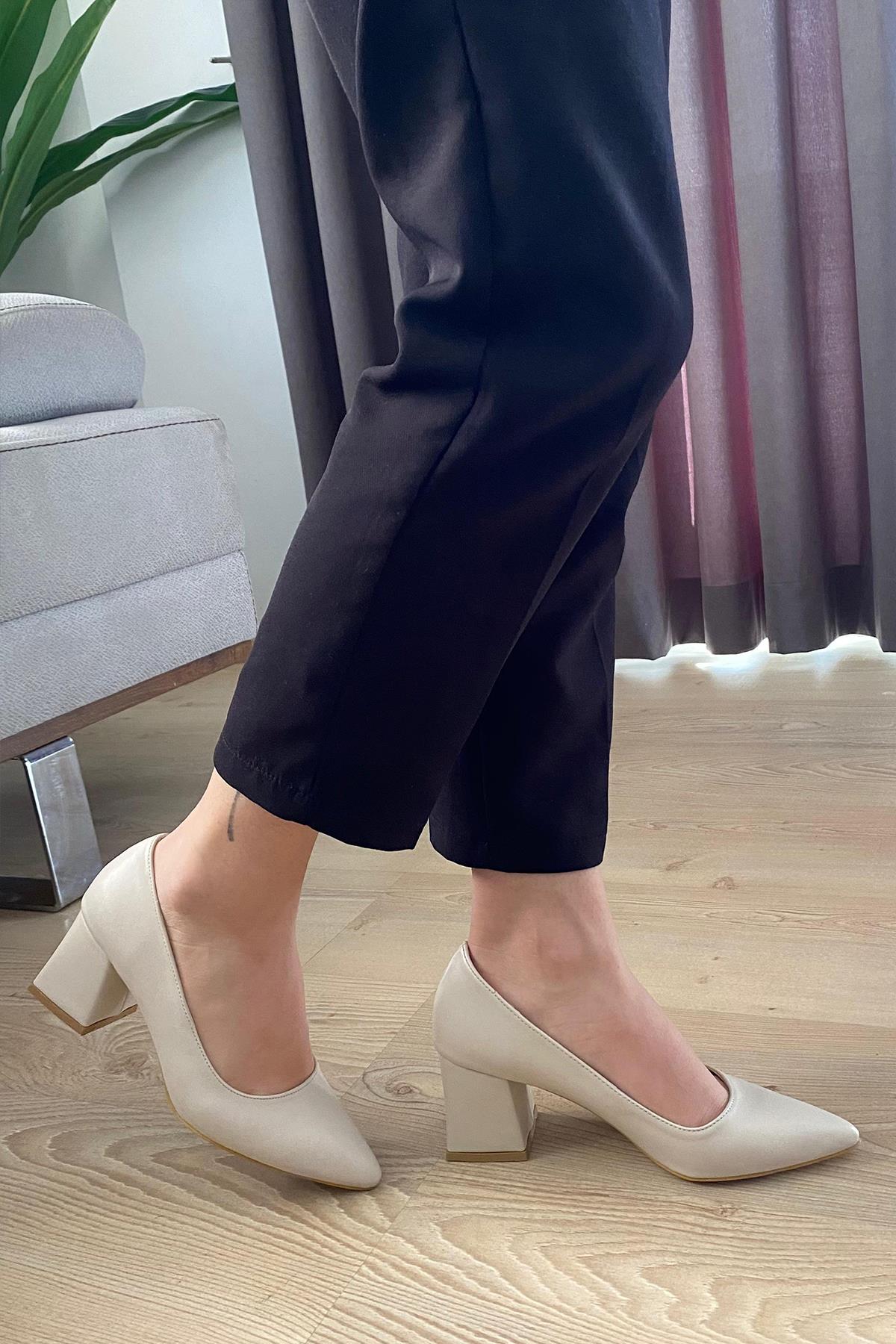 Kadın Nova Krem Cilt 6,5 cm Kalın Topuklu Stiletto