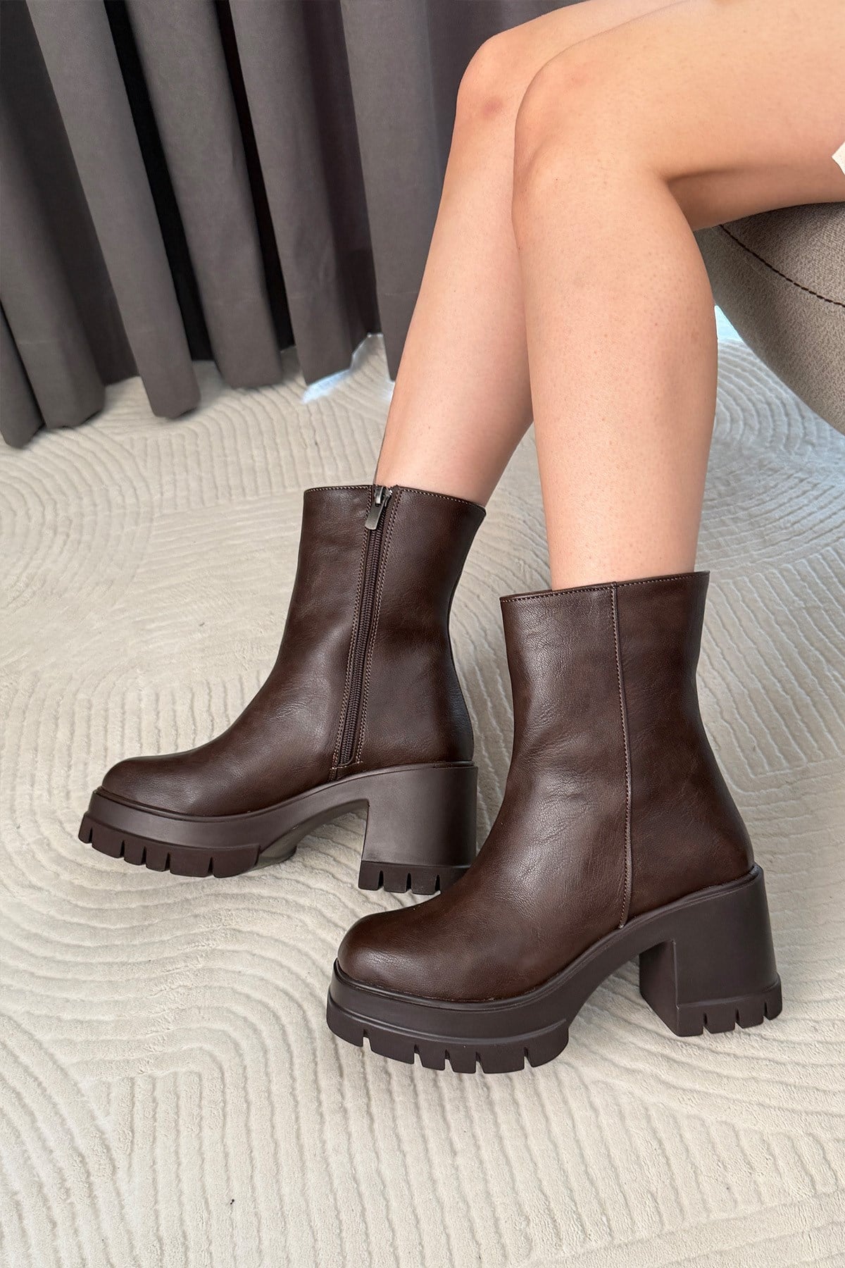 Kadın Pita Kahve Cİlt ( 8 cm ) Platfom Topuklu Fermuarlı Bot