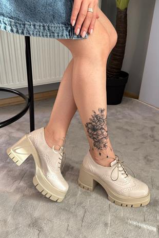 Kadın Diana Bej Rugan Carık Model 8 cm Topuklu Platformlu Ayakkabı