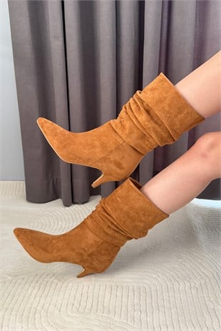 Kadın Donna Taba Süet Körüklü Sivri Burun 6 cm Çivi Topuklu Kısa Çizme