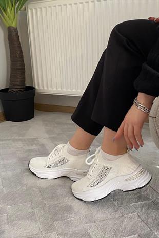 Kadın Fabri Beyaz Triko Taşlı Spor Ayakkabı & Sneaker