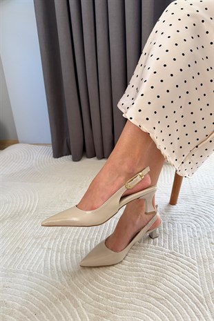 Kadın Flow Bej Ruhan Sivri Burunlu Kısa 5 cm Topuklu Rahat Şık Arkası Acık Stiletto Ayakkabı