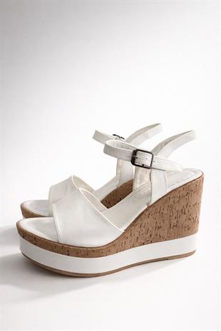 Kadın Livirpul Beyaz Cilt Tek  Bant Dolgu Taban Ayakkabı K-520