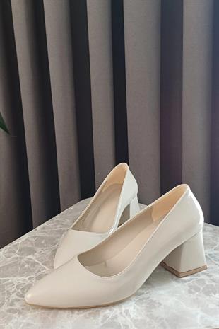Kadın Nova Krem Rugan 6,5 cm Kalın Topuklu Stiletto