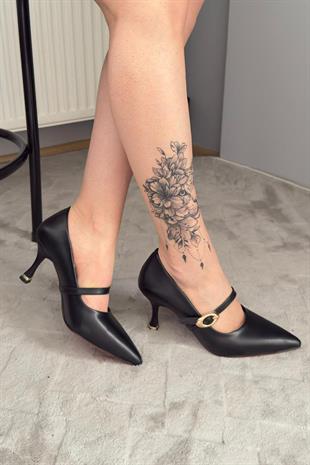 Kadın Sarah Siyah Cilt 7cm  Ince Topuk Önden Tokalı Ayakkabı Stiletto