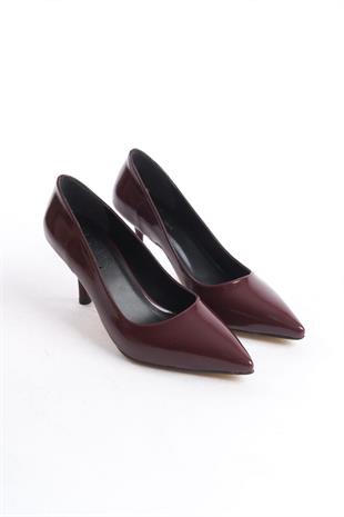 Kadın Scarlet Bordo Rugan 9 Cm İnce Topuklu Sivri Burun Stiletto