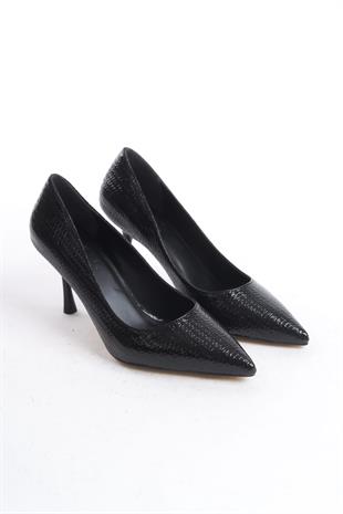 Kadın Scarlet Siyah Rugan Baskılı 9 Cm İnce Topuklu Sivri Burun Stiletto