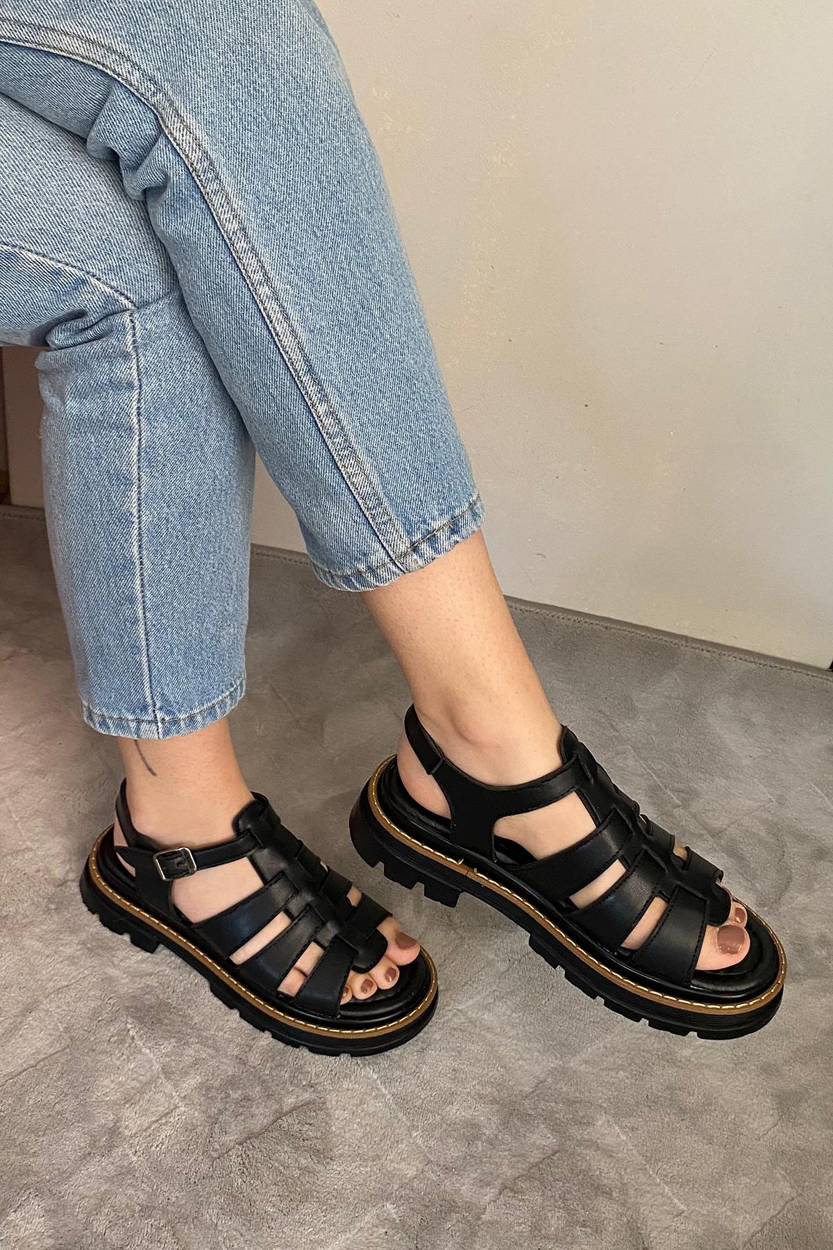 Kadın Desma Kafes Model Vardola Deyatlı  Kalın Taban Ortopedik  Sandalet  K-140