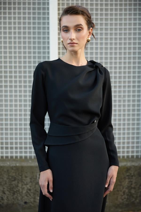 Almira Elbise-Siyah
