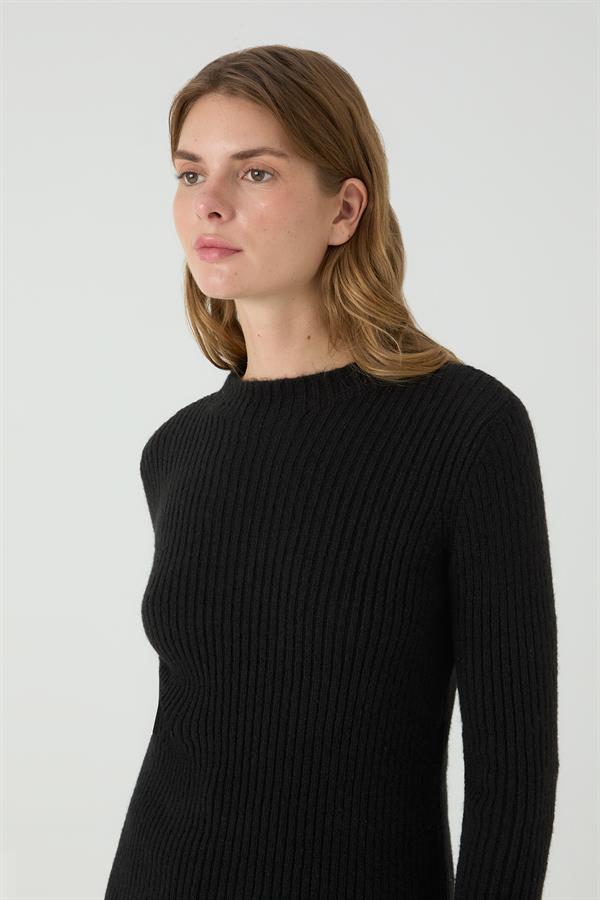 ÇINAR PELERİNLİ BODY SİYAH