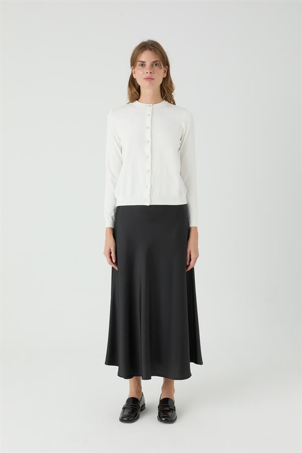 Gökçe Düğmeli Mevsimlik Hırka Bej