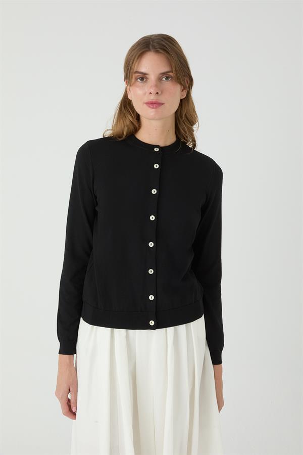 Gökçe Düğmeli Mevsimlik Hırka Siyah