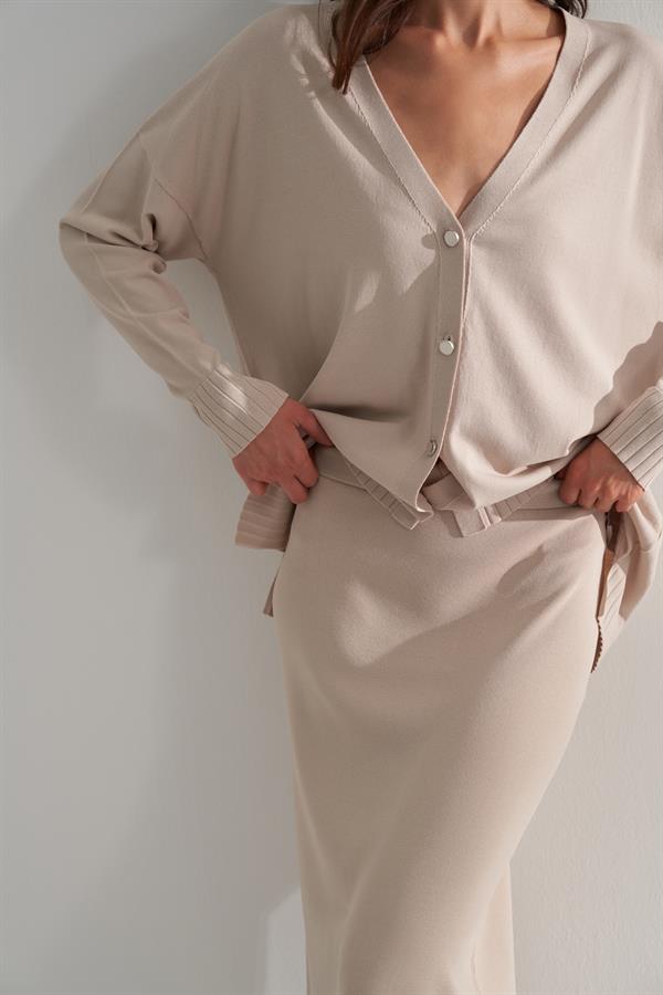 Kısa Rayon Merserize Hırka Bej