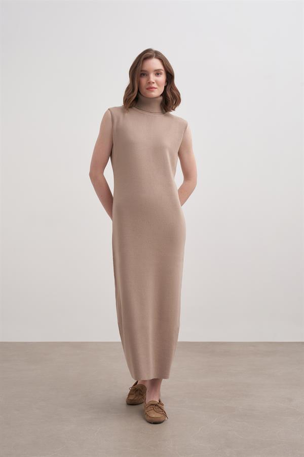 Kolsuz Elbise Bej