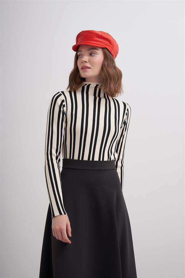 Mergen Kazak Ekru Siyah