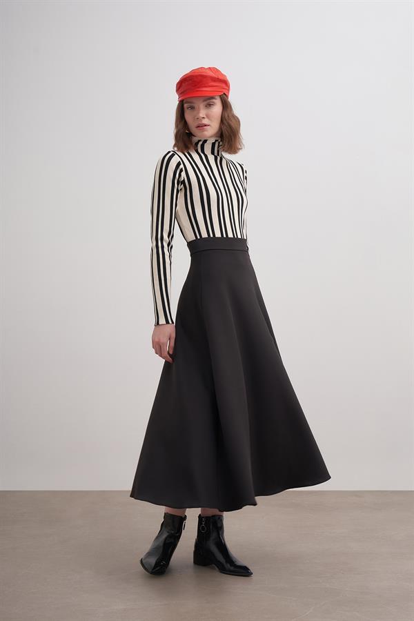 Mergen Kazak Ekru Siyah