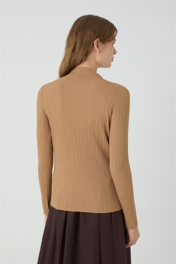 Erguvan Uzun Kollu Fitilli Triko Body Cappuccino