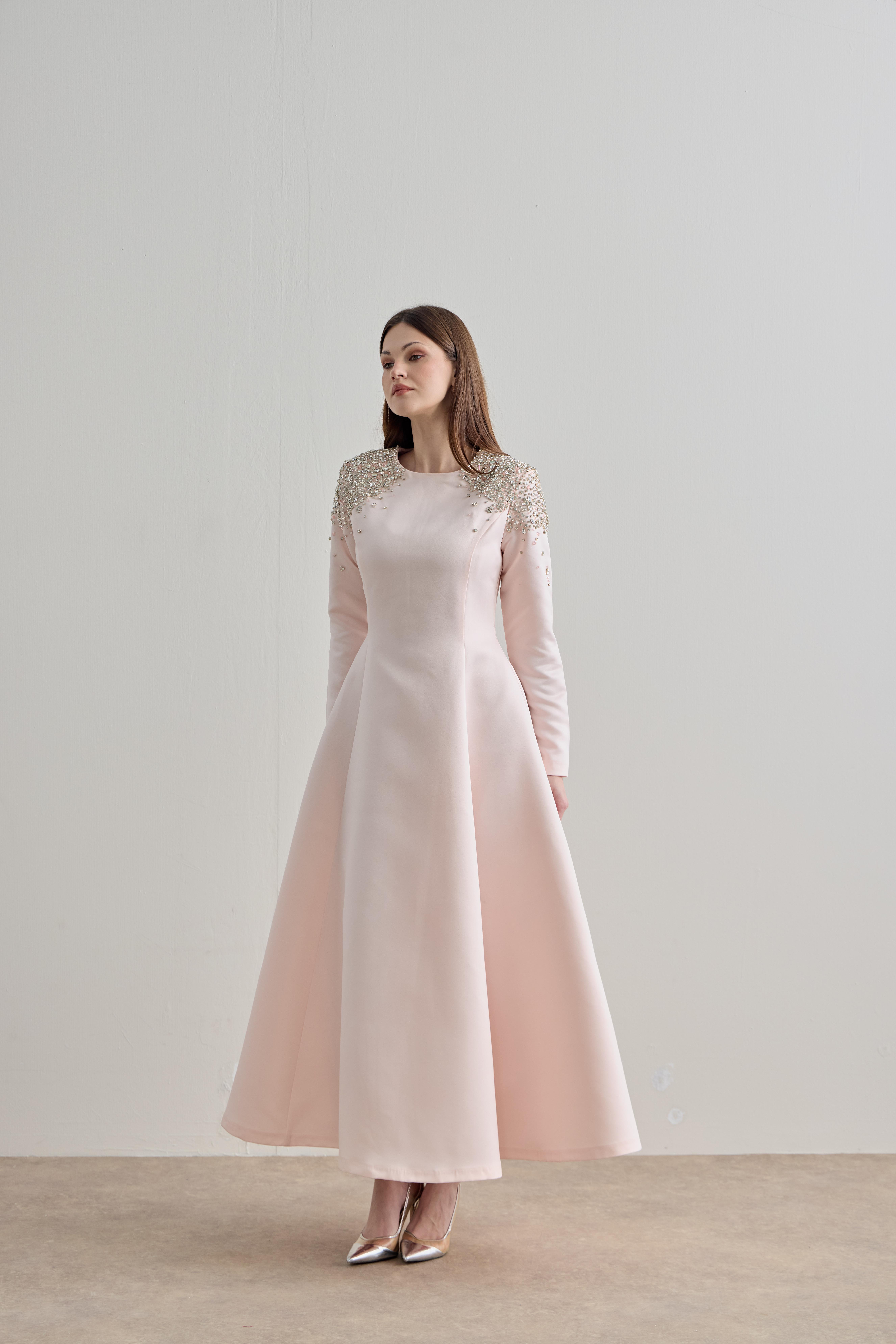 İşleme Detay Pudra Elbise