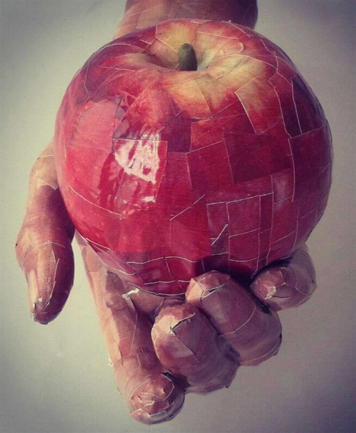 Ben Bir Yalancıyım Tıpkı Annem Gibi - Kadriye İnal