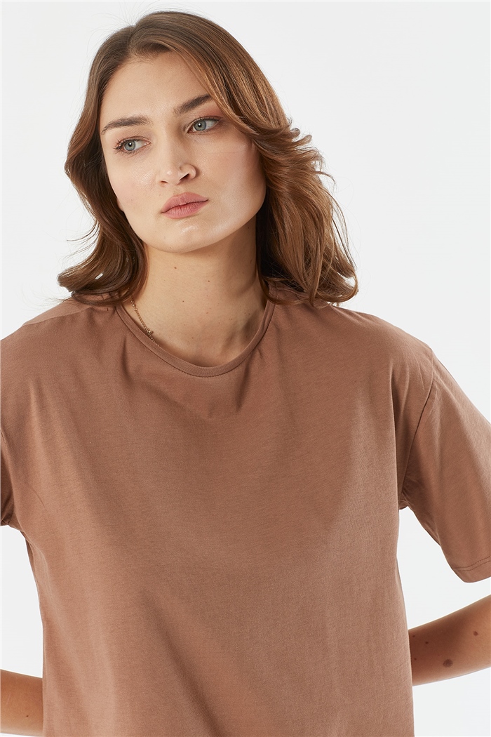Avrile Bisiklet Yaka Basic T-shirt Kısa  KAHVE  A22-10528