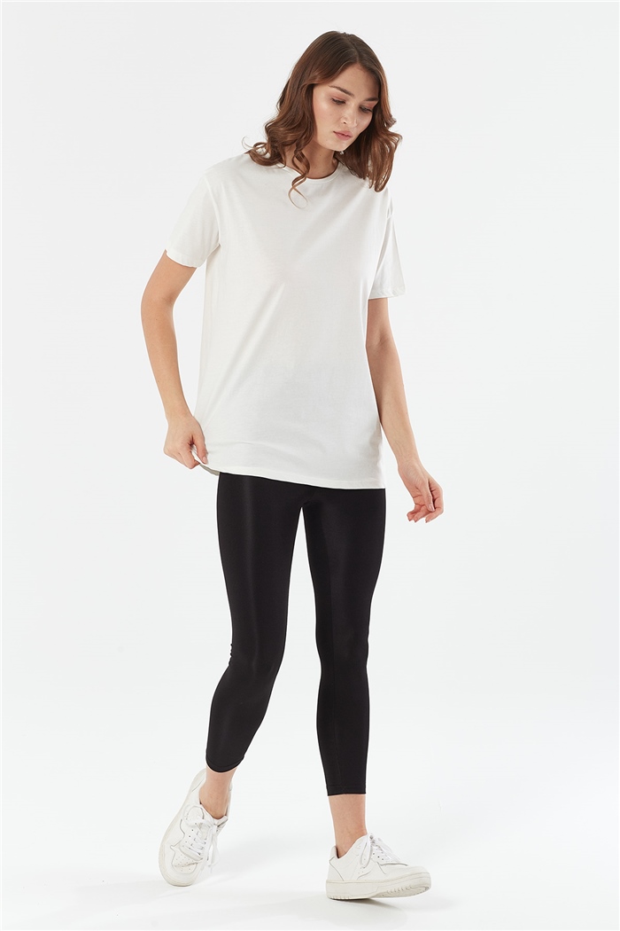 Avrile Bisiklet Yaka Basic T-shirt Kısa  EKRU  A22-10528