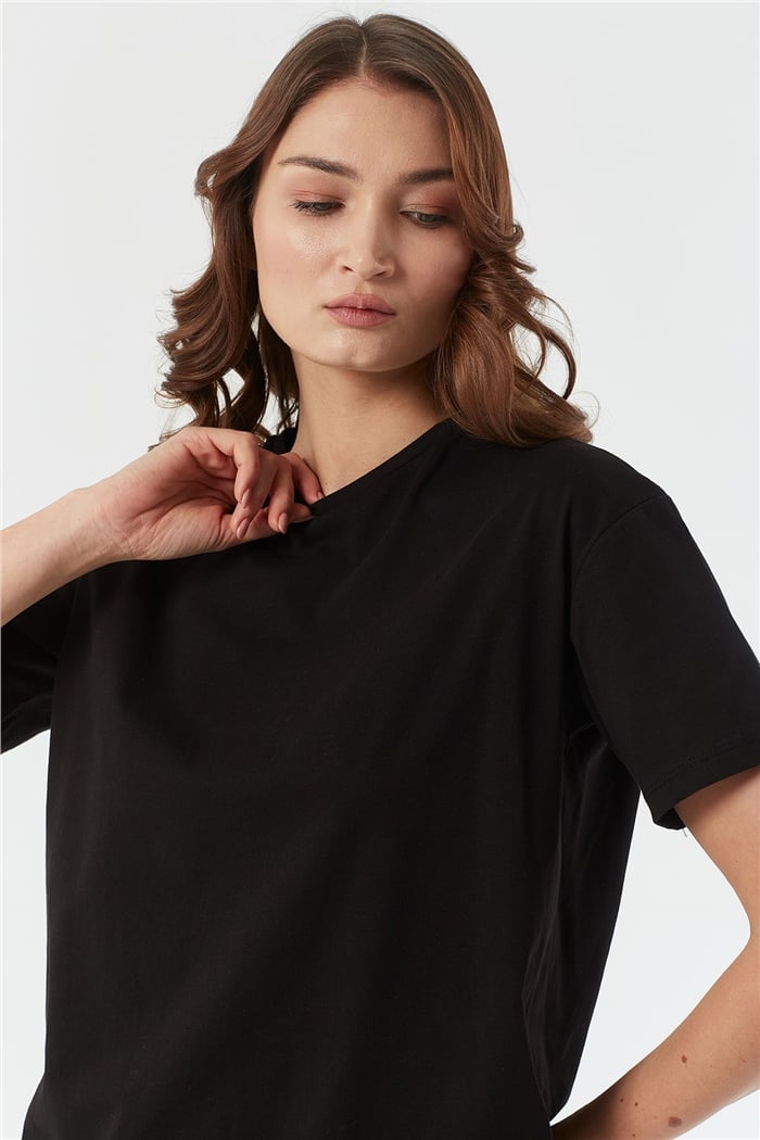 Avrile Bisiklet Yaka Basic Uzun T-shirt  SİYAH  A22-10531